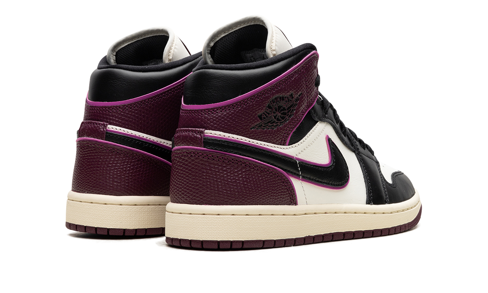 Air Jordan 1 Mid SE Bordeaux (W) 4