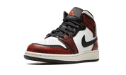 Air Jordan 1 Mid SE Wear-Away Chicago (GS) 5