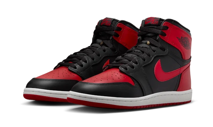 Air Jordan 1 Retro High 85' Bred 2