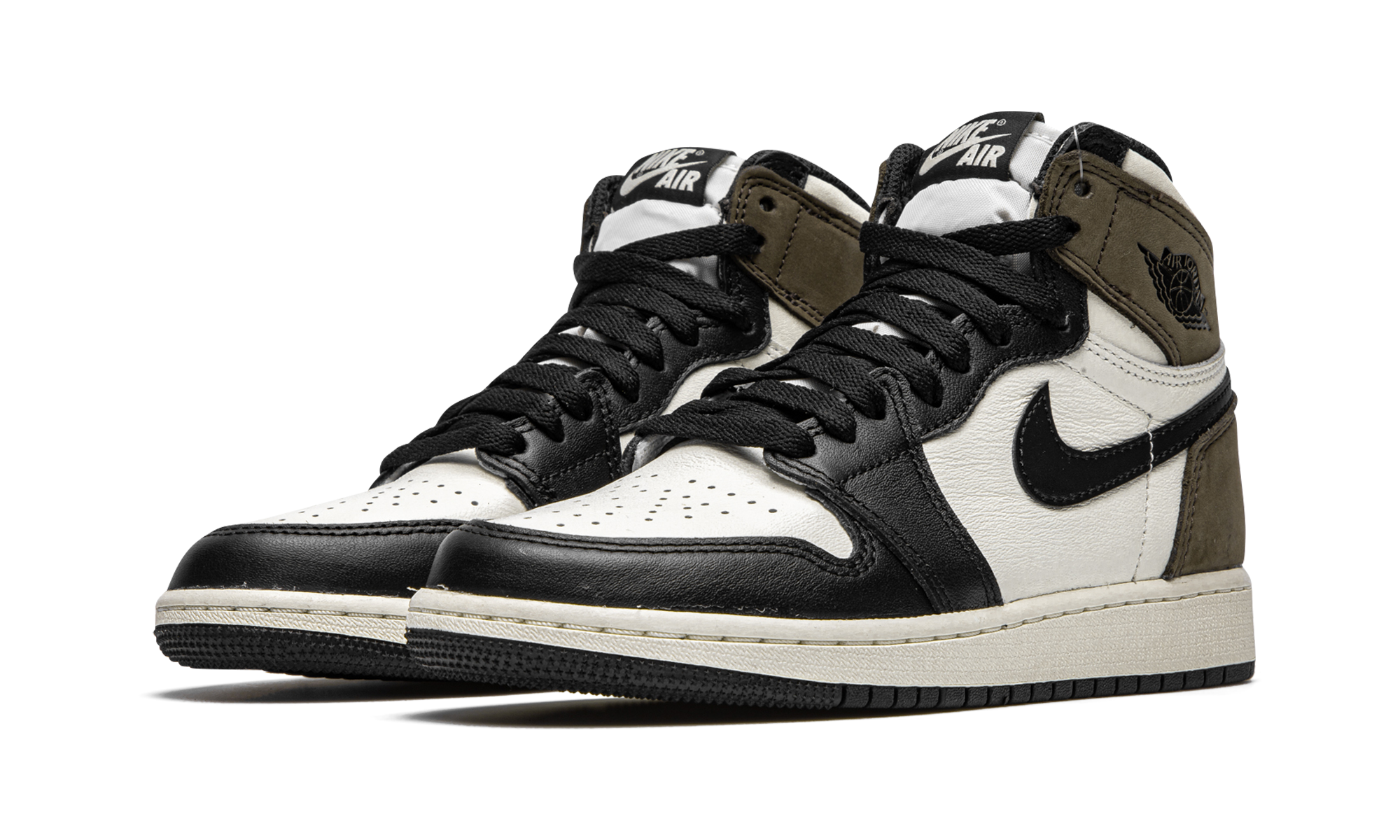 Air Jordan 1 Retro High Dark Mocha (GS) 3