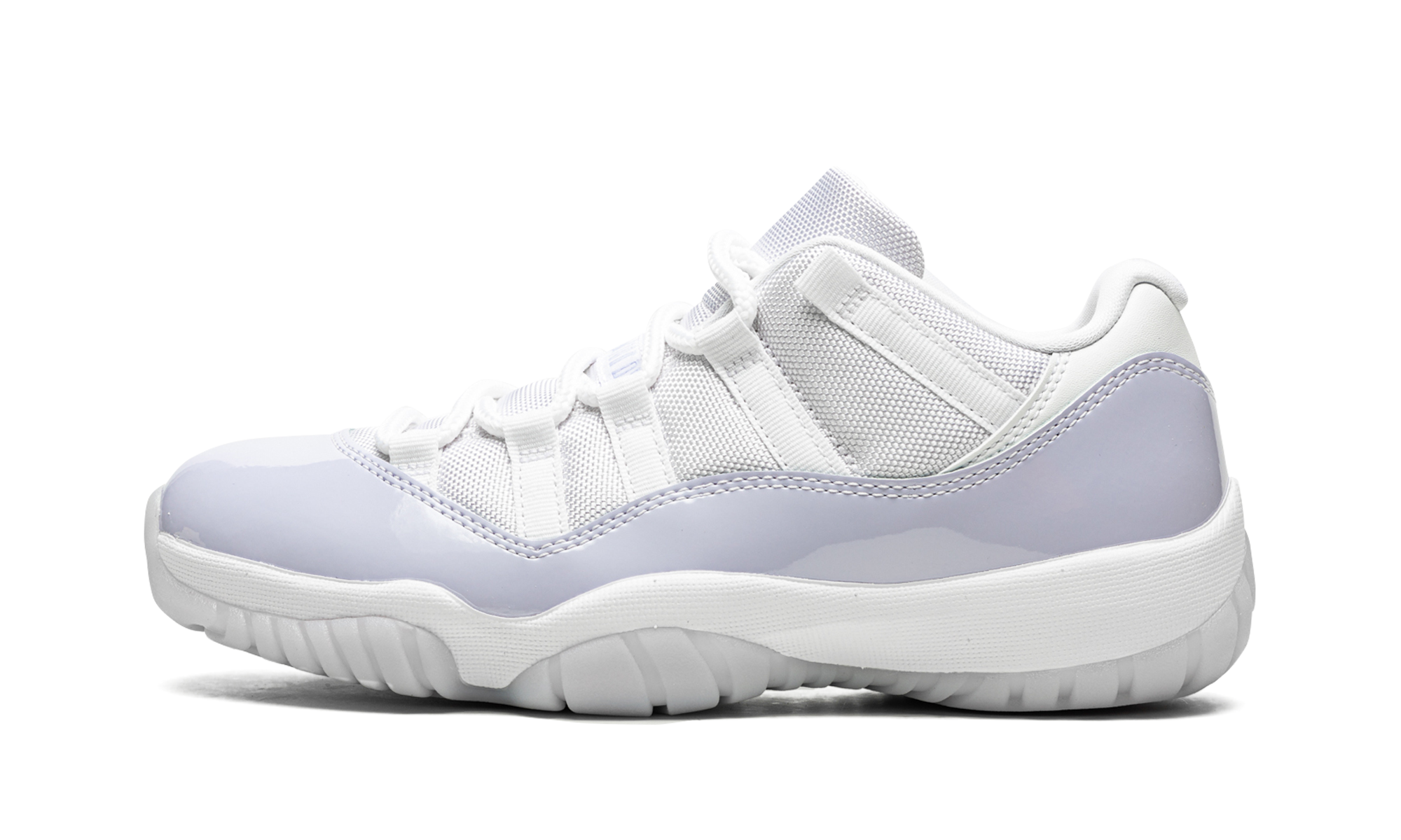 Air Jordan 11 Retro Low Pure Violet