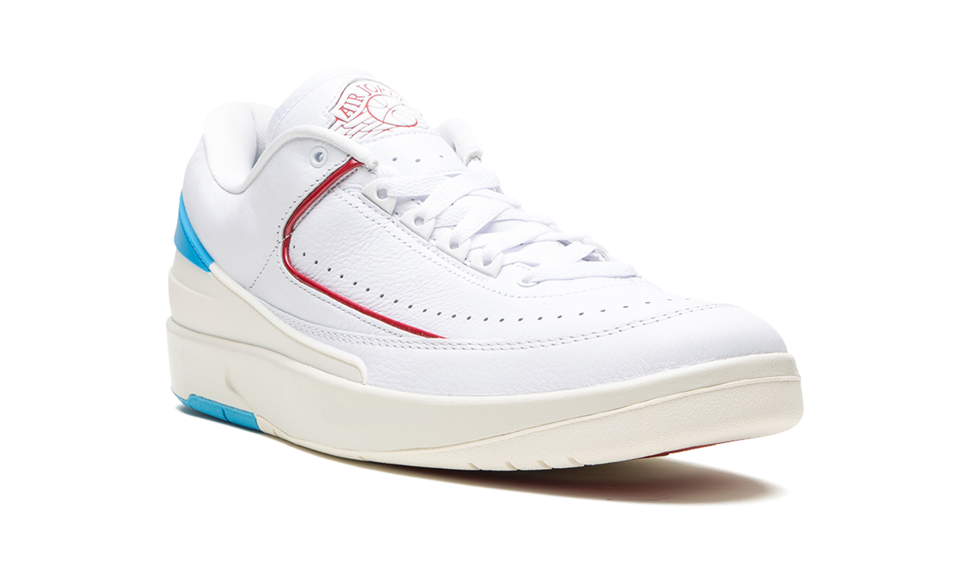 Air Jordan 2 Retro Low UNC To Chicago (W) 2