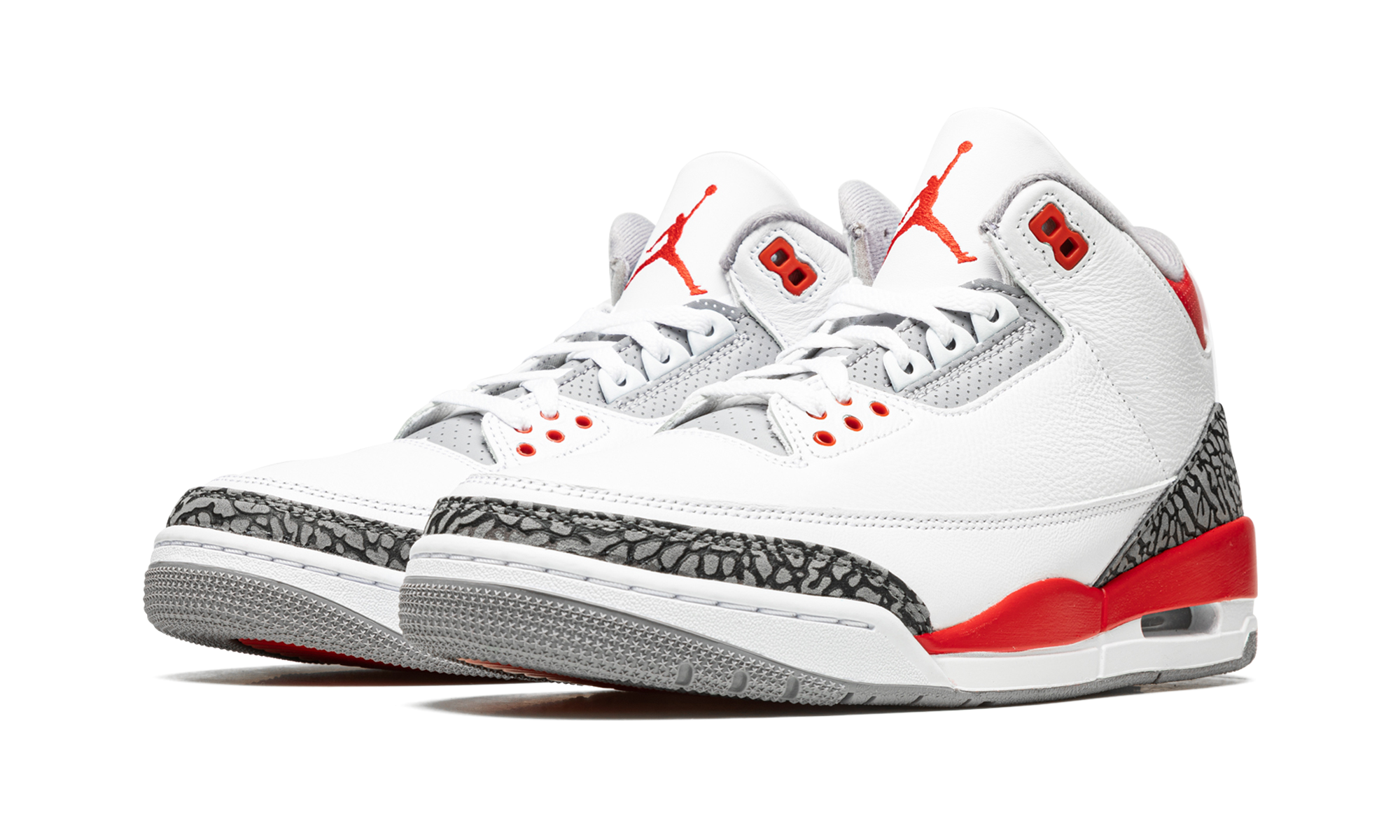 Air Jordan 3 Retro Fire Red (2022) 2