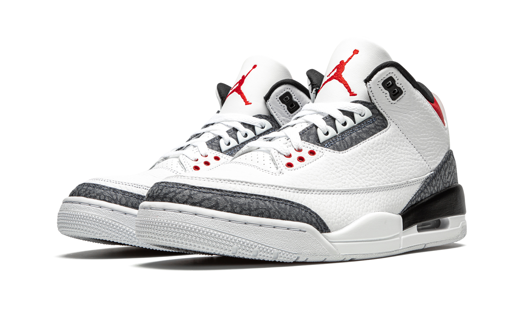 Air Jordan 3 Retro SE Fire Red Denim (2020) 2
