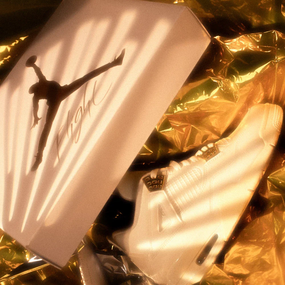 Air Jordan 4 Sail Metallic Gold