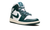 Jordan 1 Mid Oxidised Green (W) 2