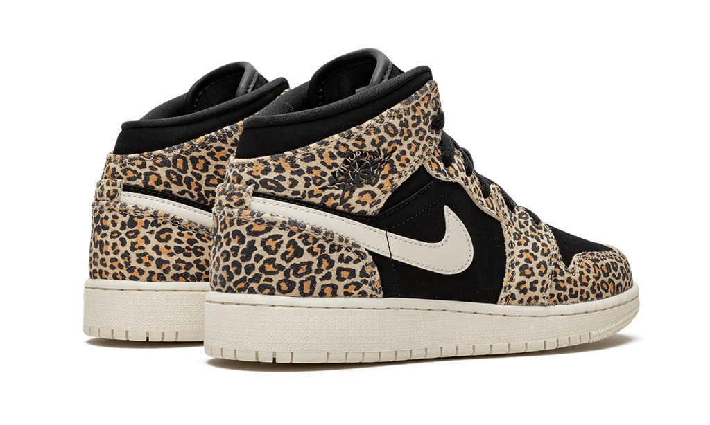 Jordan 1 Mid SE Leopard (GS) 4