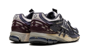 New Balance 1906A Inkwell Sea Salt 4