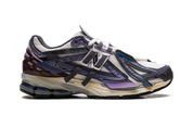 New Balance 1906A Inkwell Sea Salt 7