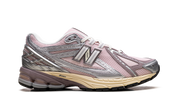 New Balance 1906R Rose Sugar Silver 7
