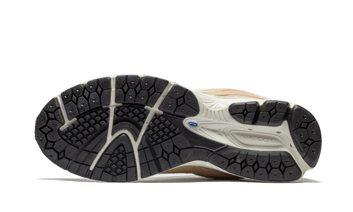 New Balance 2002R Incense SEPIA Bone 3