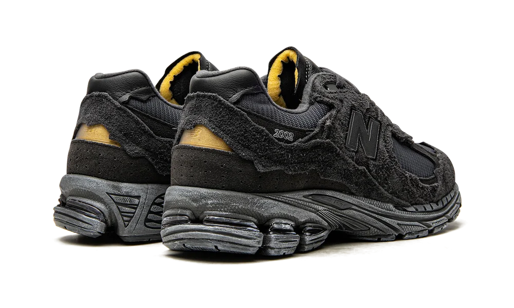 New Balance 2002R Protection Pack Phantom 3