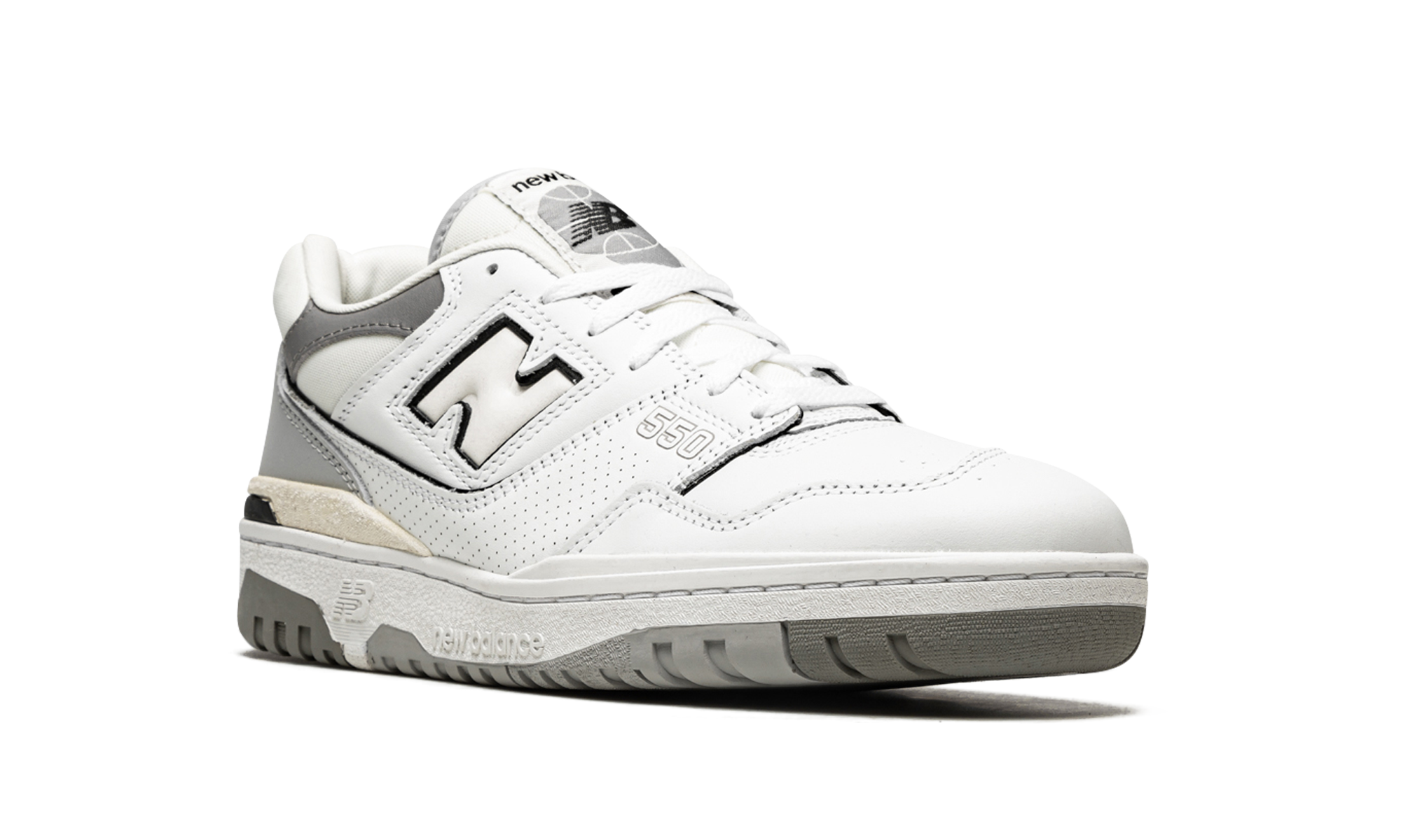New Balance 550 Salt and pepper