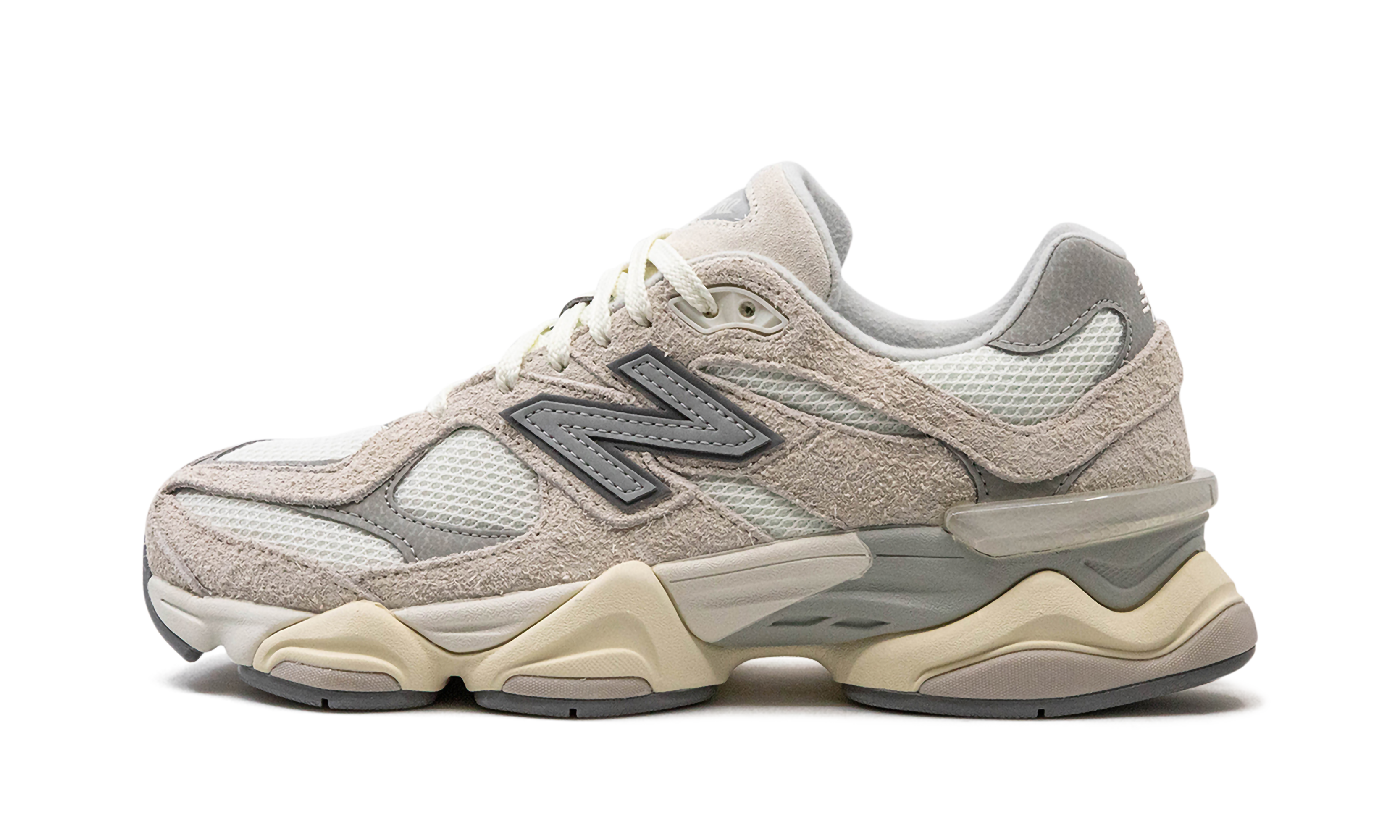 New Balance 9060 Moonbeam Sea Salt