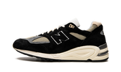 New Balance 990v2 MiUSA Teddy Black True Camo 1