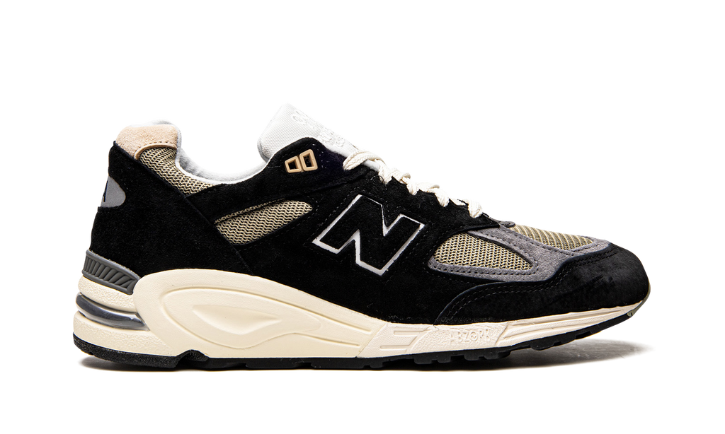 New Balance 990v2 MiUSA Teddy Black True Camo 7
