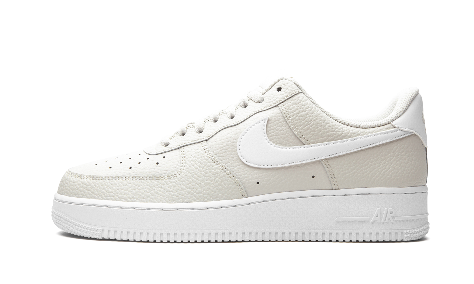 Nike Air Force 1 07' Bone White 1