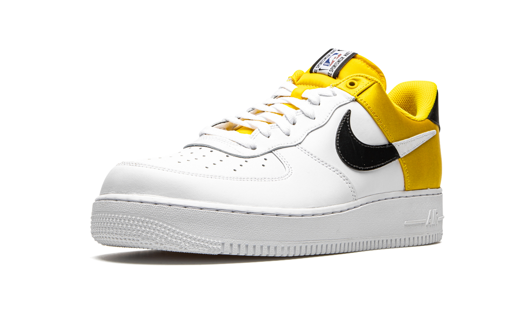 Nike Air Force 1 07' LV8 Yellow 5