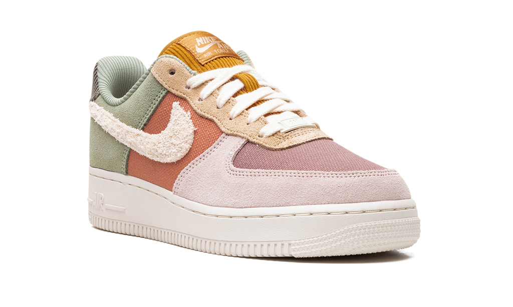 Nike Air Force 1 '07 LX 'Oil Green' 2