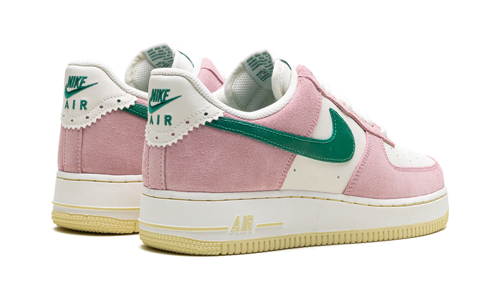 Nike Air Force 1 Low '07 LV8 Medium Soft Pink Malachite 4