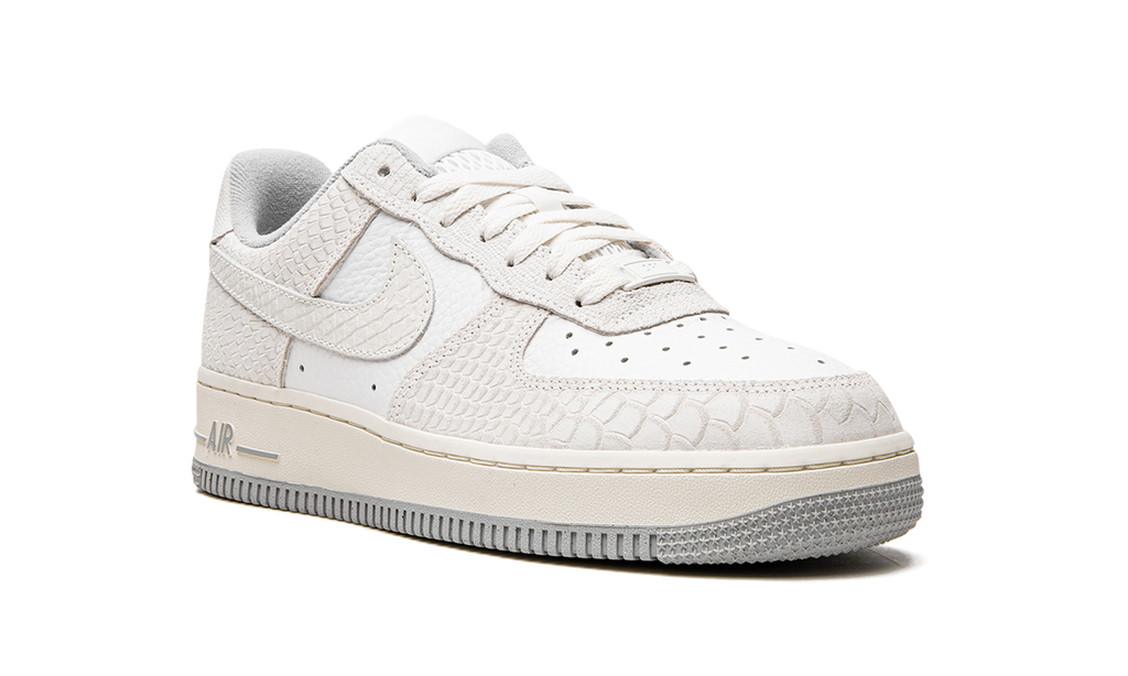 Nike Air Force 1 Low 07 White Python (W) 2
