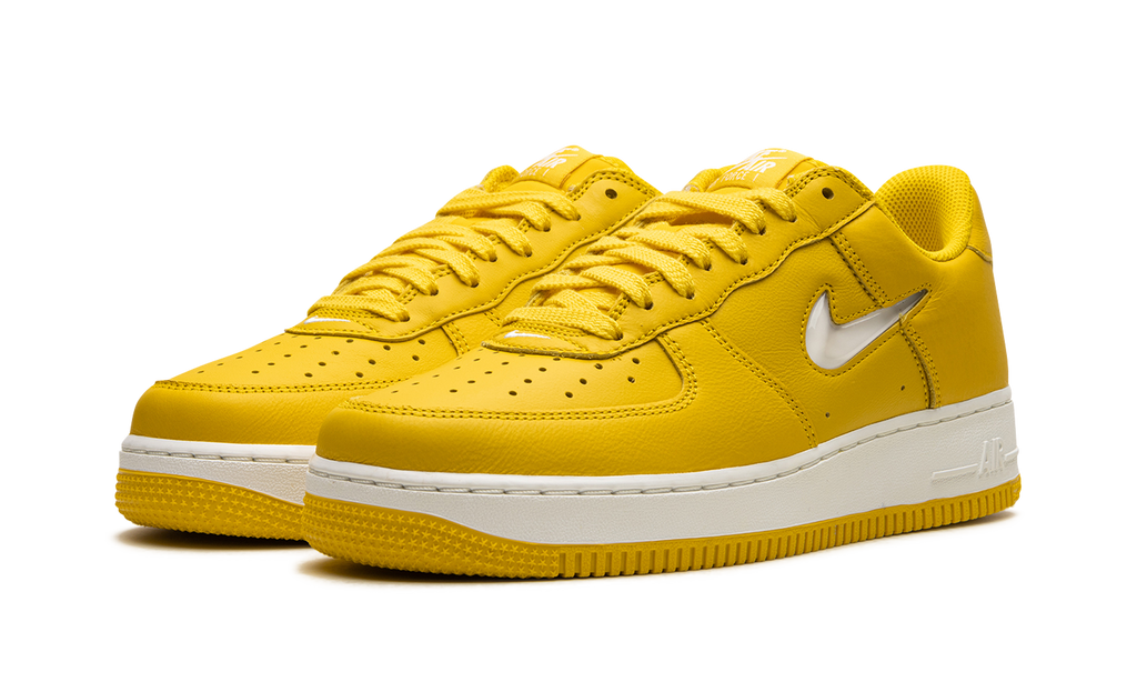 Nike Air Force 1 Low Retro Yellow Jewel 3