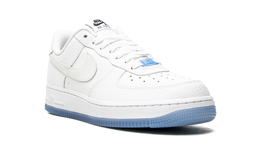 Nike Air Force 1 Low UV Reactive Swoosh (W) 8