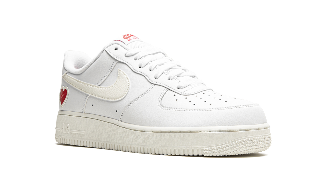 Nike Air Force 1 Low Valentines Day (2021) 8