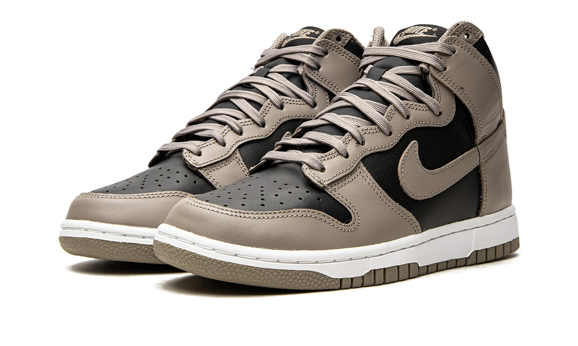 Nike Dunk High Moon Fossil 10