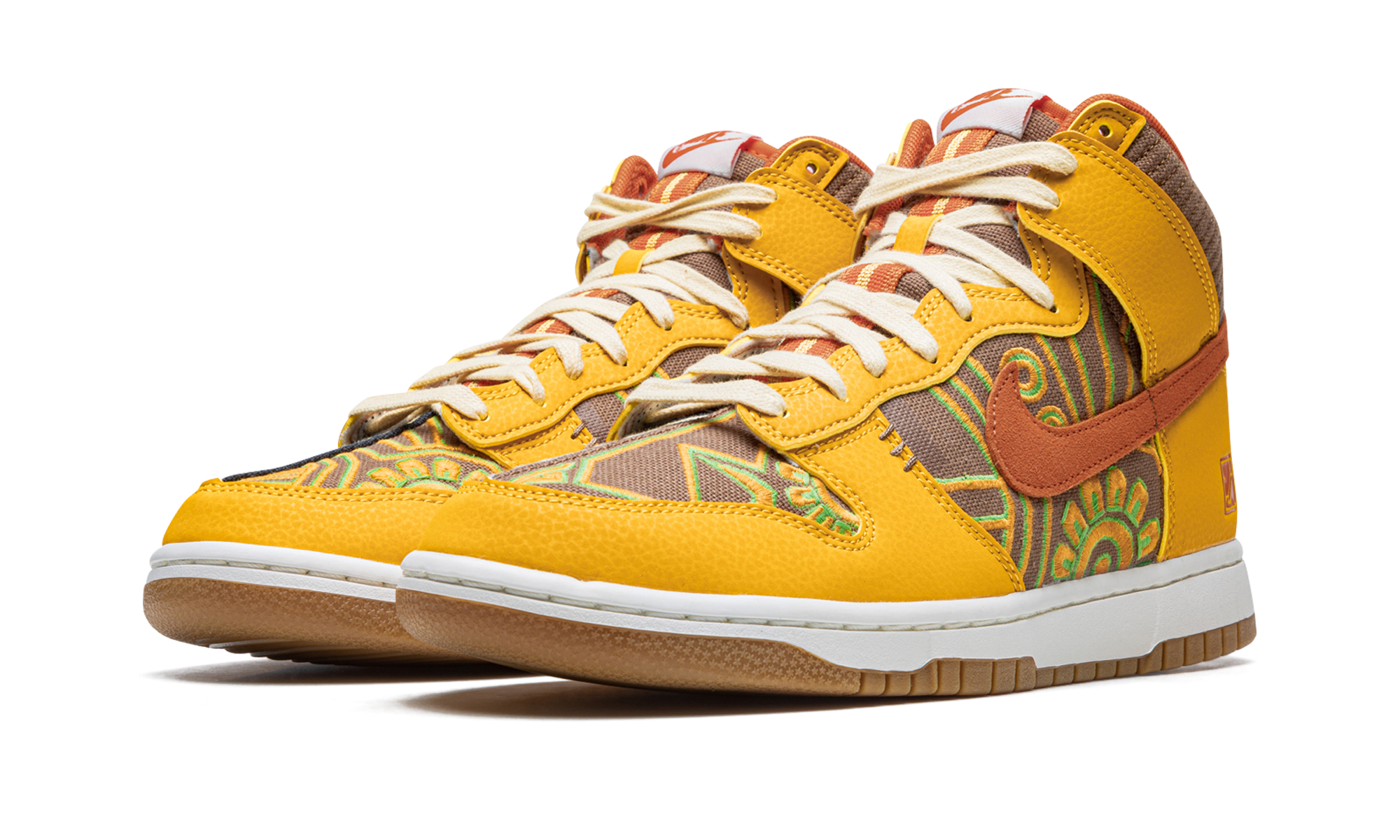 Nike Dunk High Somos Familia 3