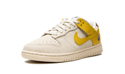 Nike Dunk Low Banana (W)