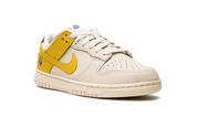 Nike Dunk Low Banana (W)