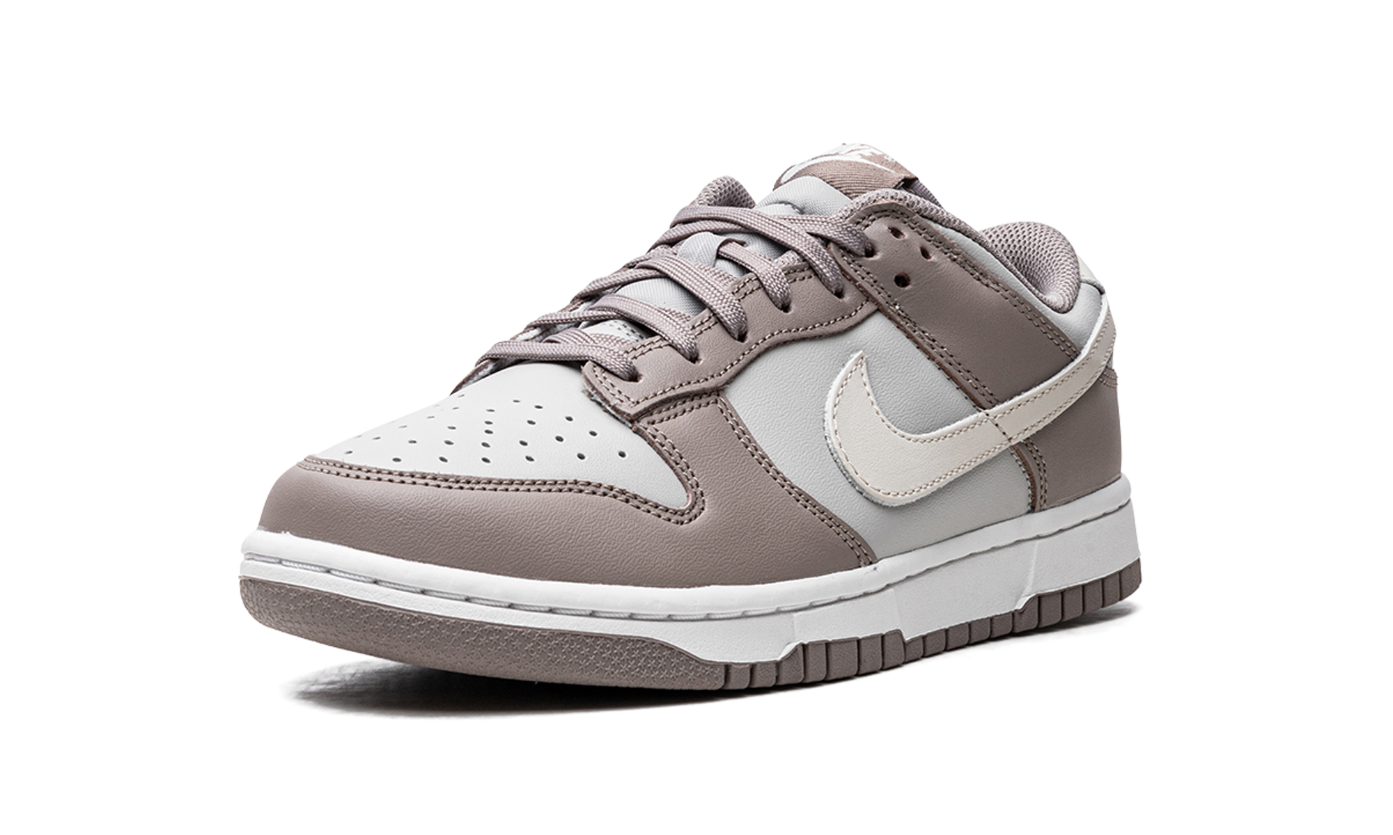 Nike Dunk Low Bone Beige 5