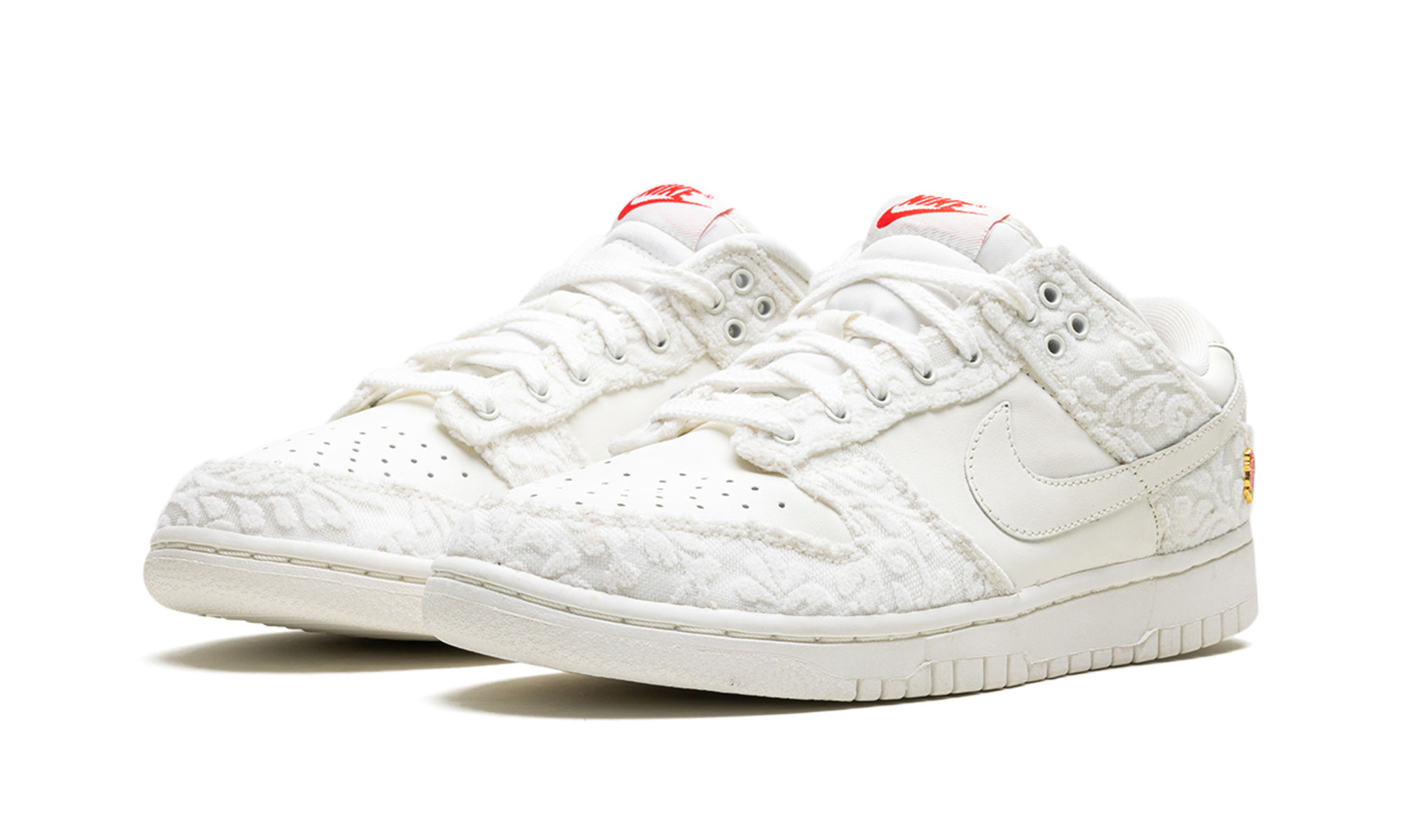 Nike Dunk Low Give Her Flowers 3