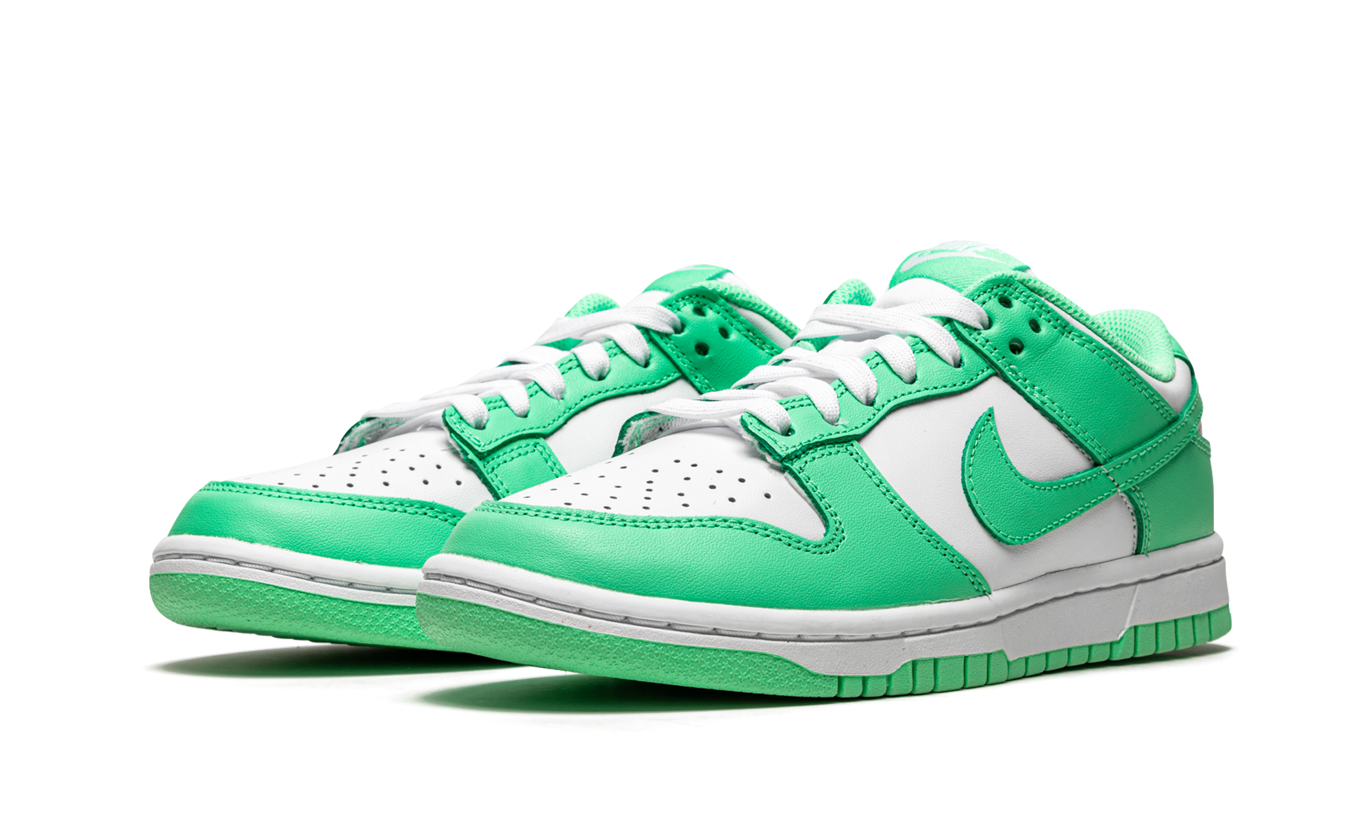 Nike Dunk Low Green Glow 2