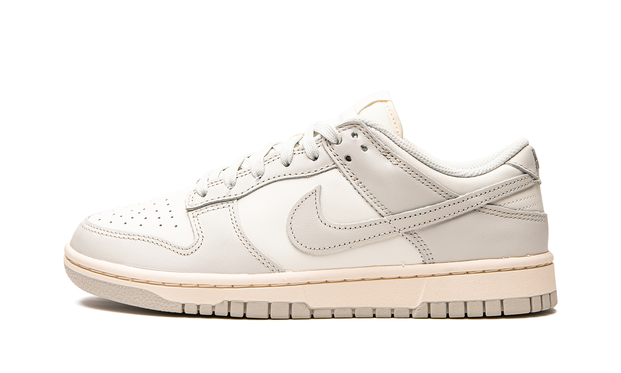 Nike Dunk Low Light Bone 1