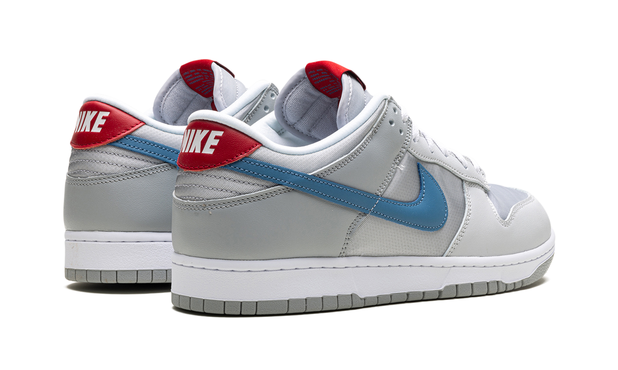 Nike Dunk Low Silver Surfer (2024) 4