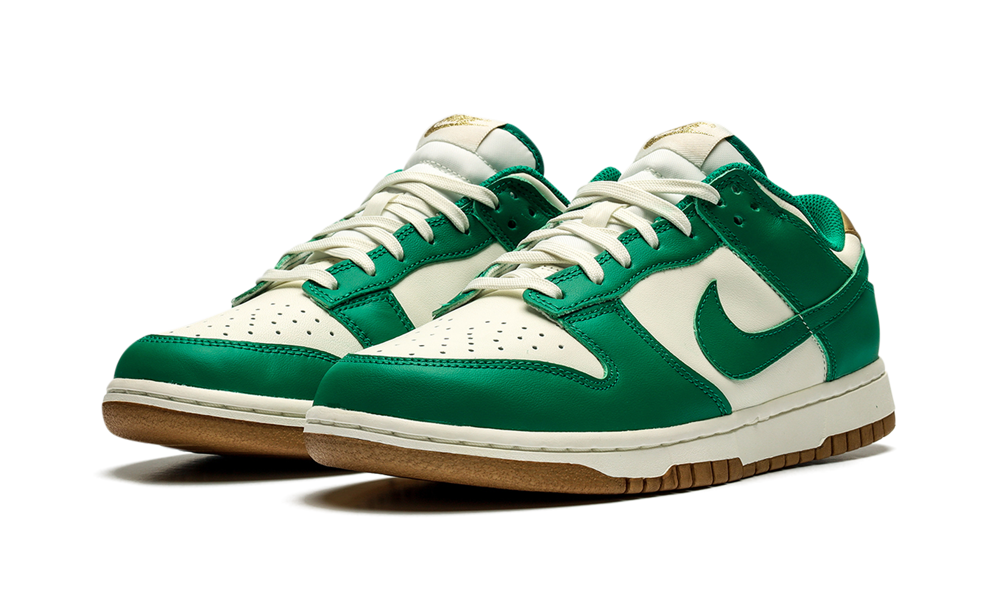 Nike Dunk Low WMNS Malachite University Gold 3