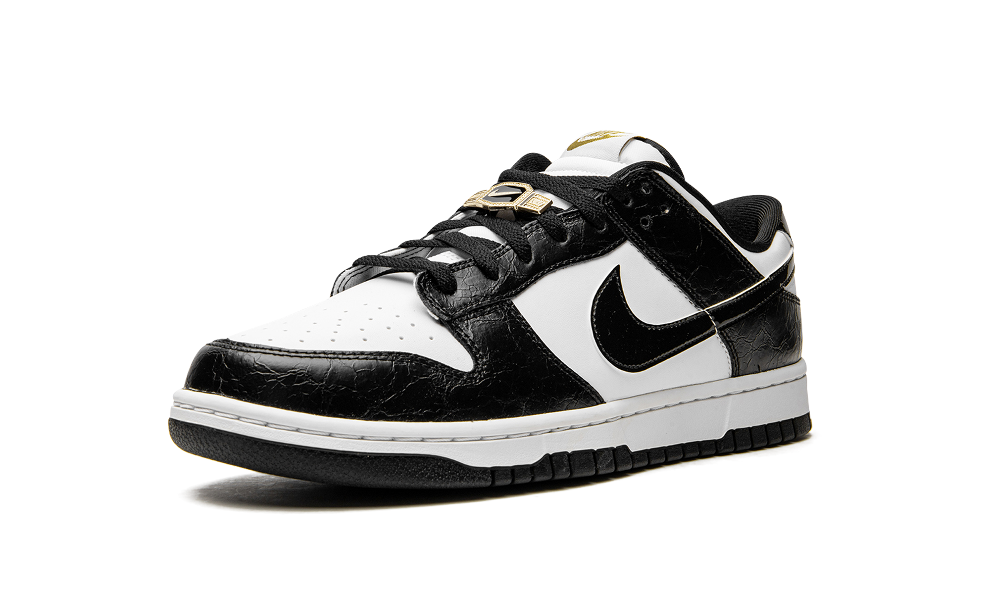 Nike Dunk Low World field