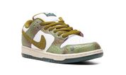 Nike SB Dunk Low 'Alexis Sablone Chameleon' 2