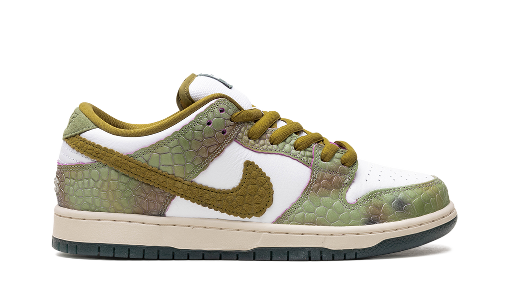 Nike SB Dunk Low 'Alexis Sablone Chameleon' 7