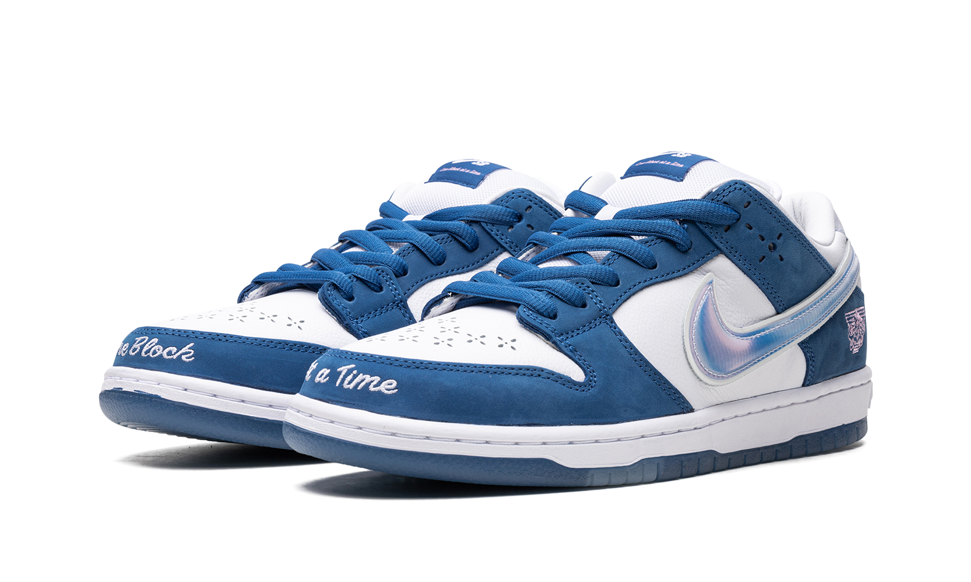 Nike SB Dunk Low Born x Raised One Block At A Time 3