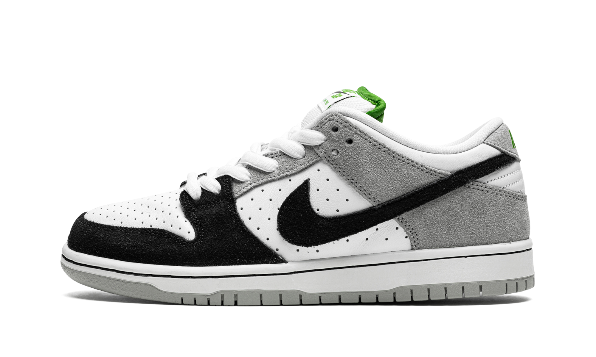 Nike SB Dunk Low Chlorophyll 1