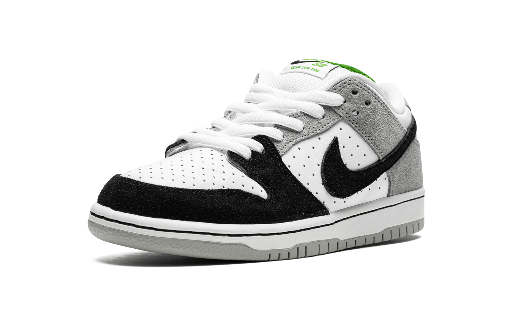 Nike SB Dunk Low Chlorophyll 4