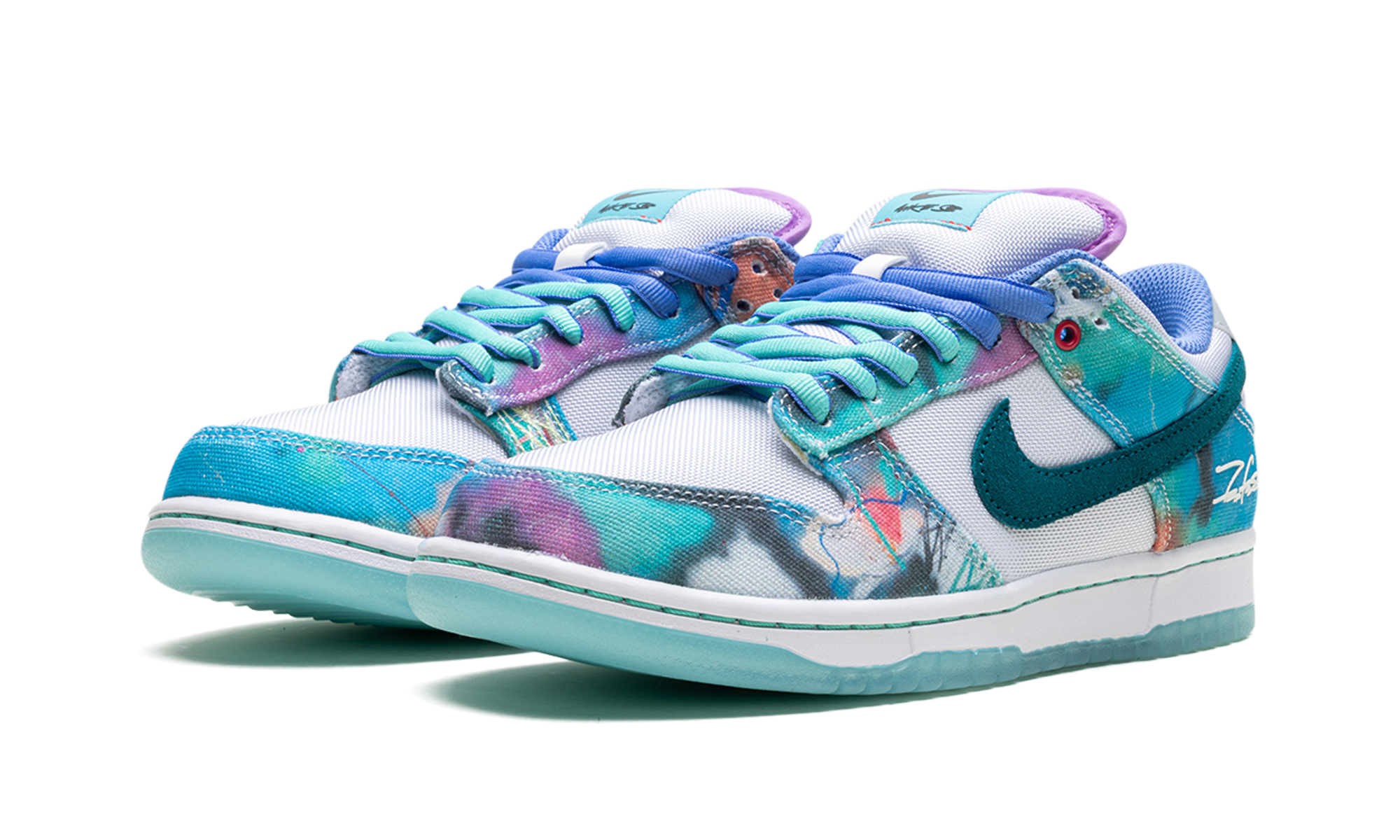 Nike SB Dunk Low Futura Laboratories Bleached Aqua 3