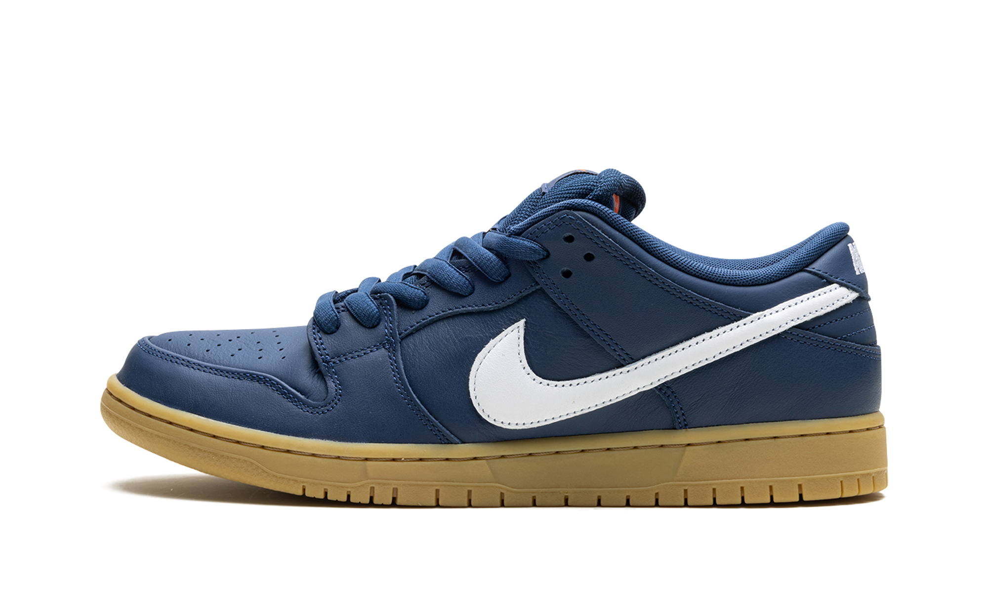 Nike SB Dunk Low 'Navy Gum' 1