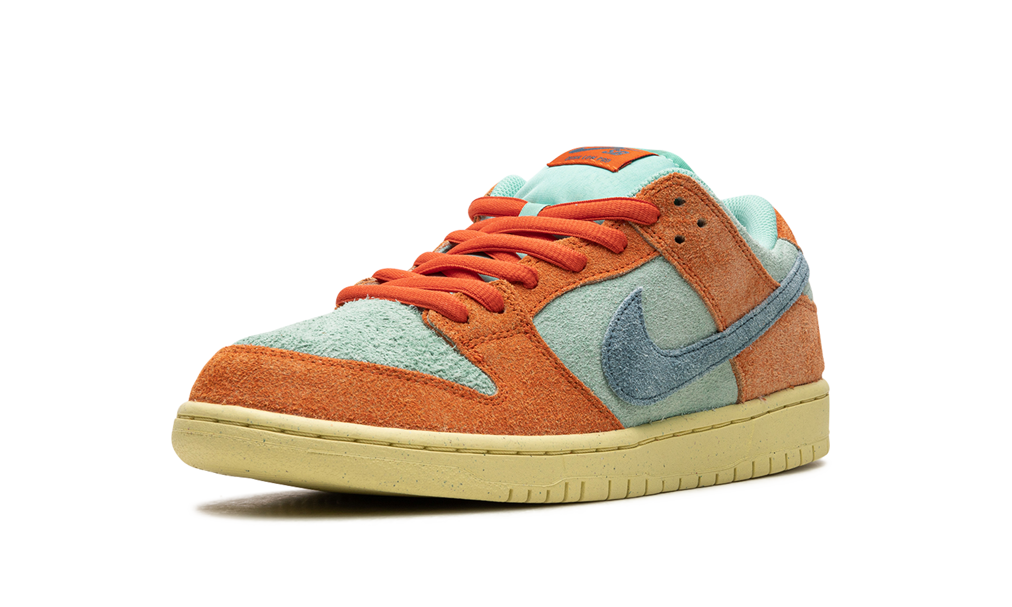 Nike SB Dunk Low Orange Emerald Rise 5