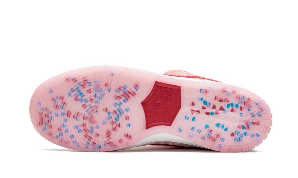 Nike SB Dunk Low Strangelove 2