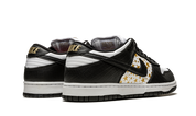 Nike SB Dunk Low x Supreme ‘’Black’’ 4