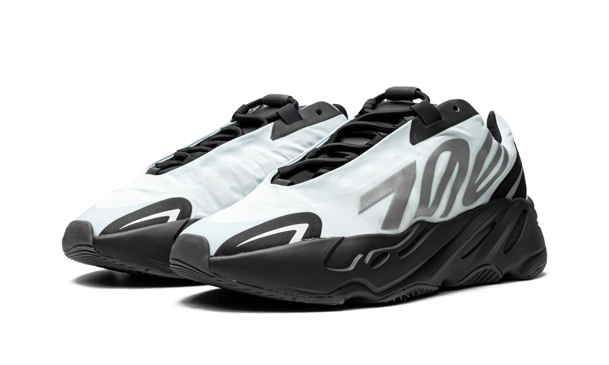 Yeezy Boost 700 MNVN Blue Tint